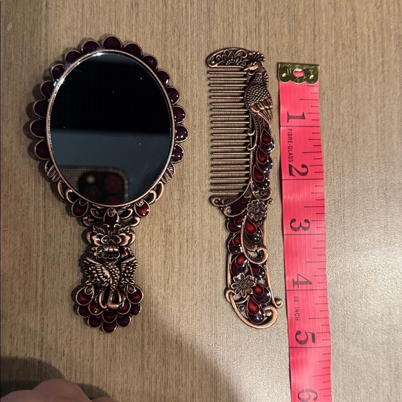 Vintage Peacock Mirror and Comb Set - Picture 5 of 8